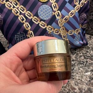 Estée Lauder travel size Revitalizing Supreme+ Youth Power Creme w/ cosmetic bag